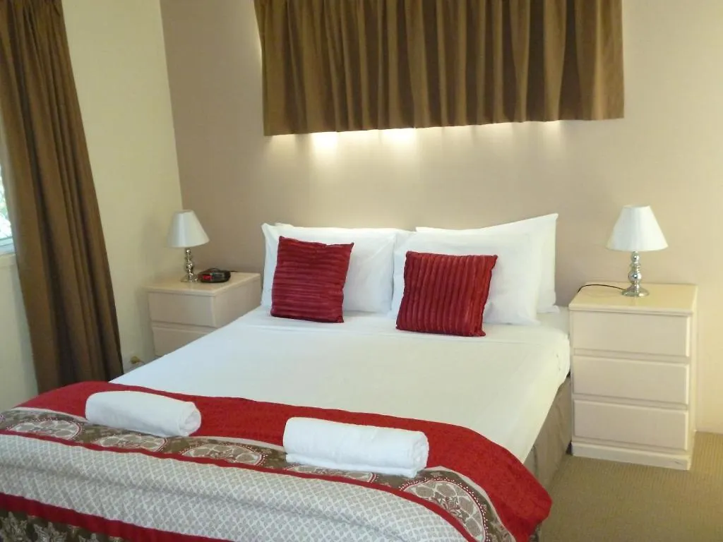 *** Apart-hotel Le Lavandou Holiday Apartments Gold Coast Austrália