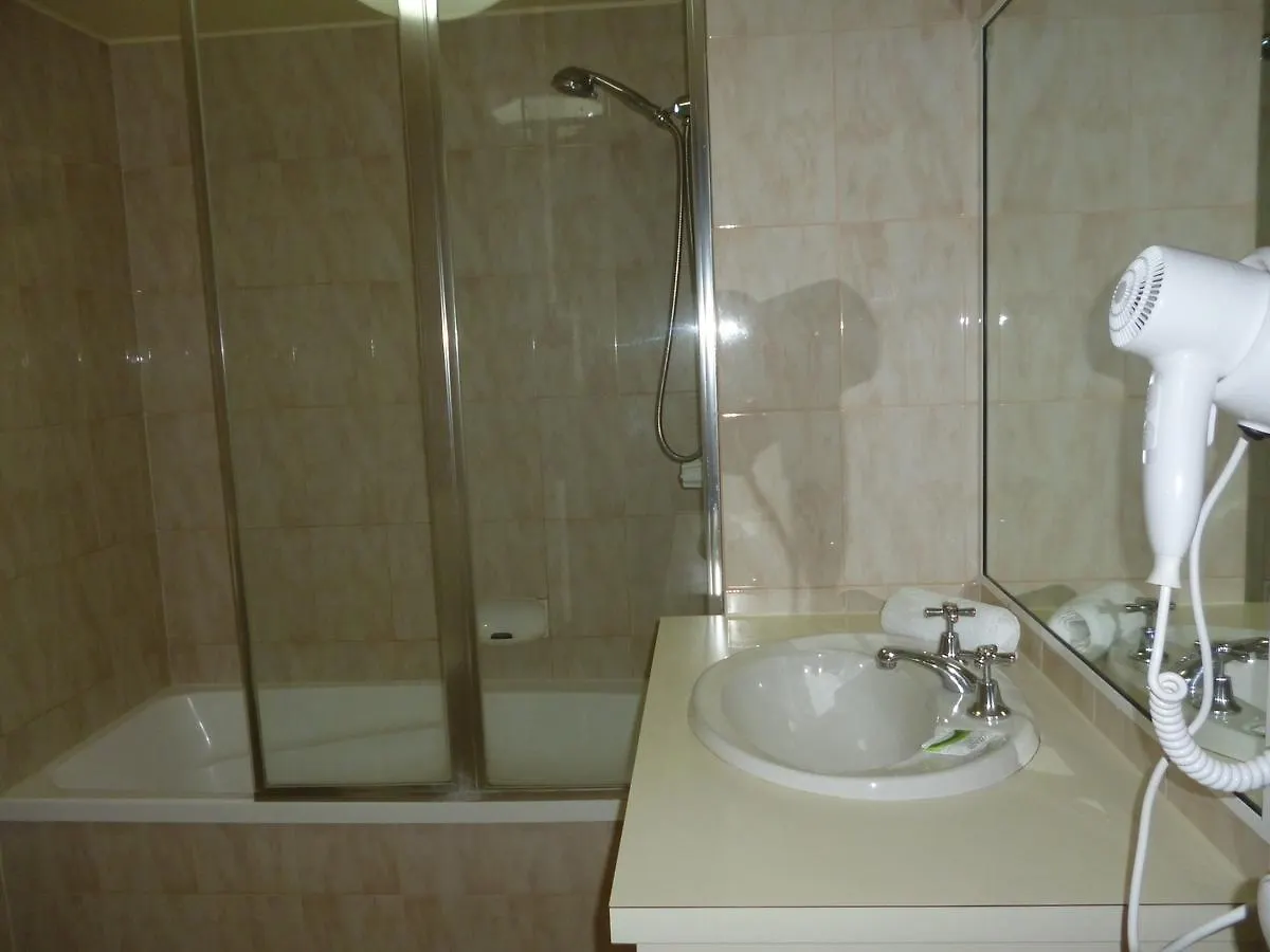 *** Apart-hotel Le Lavandou Holiday Apartments Gold Coast Austrália